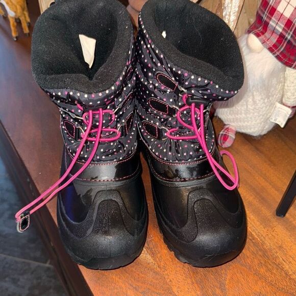 Western Chief Other - Girls winter snow boots western chief size 4